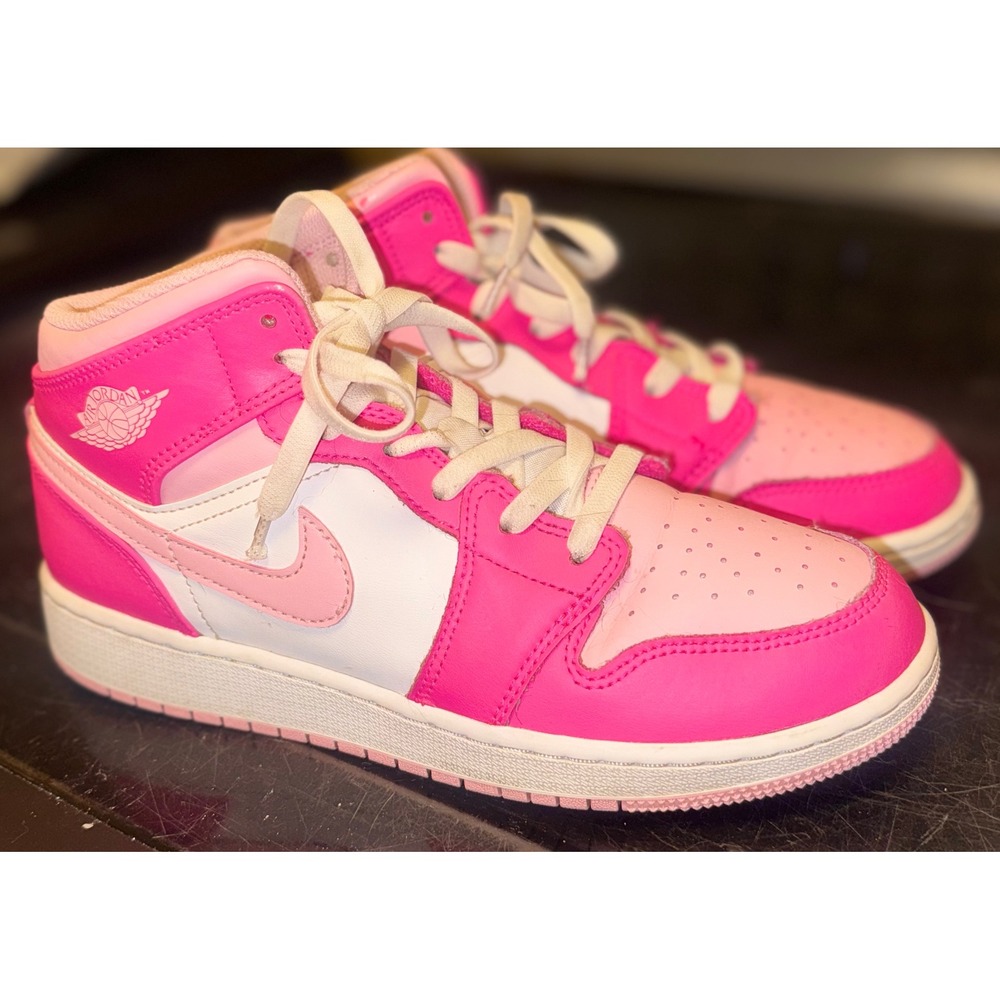 Jordan 1 Mid Kids 6Y Womens 7.5 Fierce Pink White FD8780-116 Sneakers